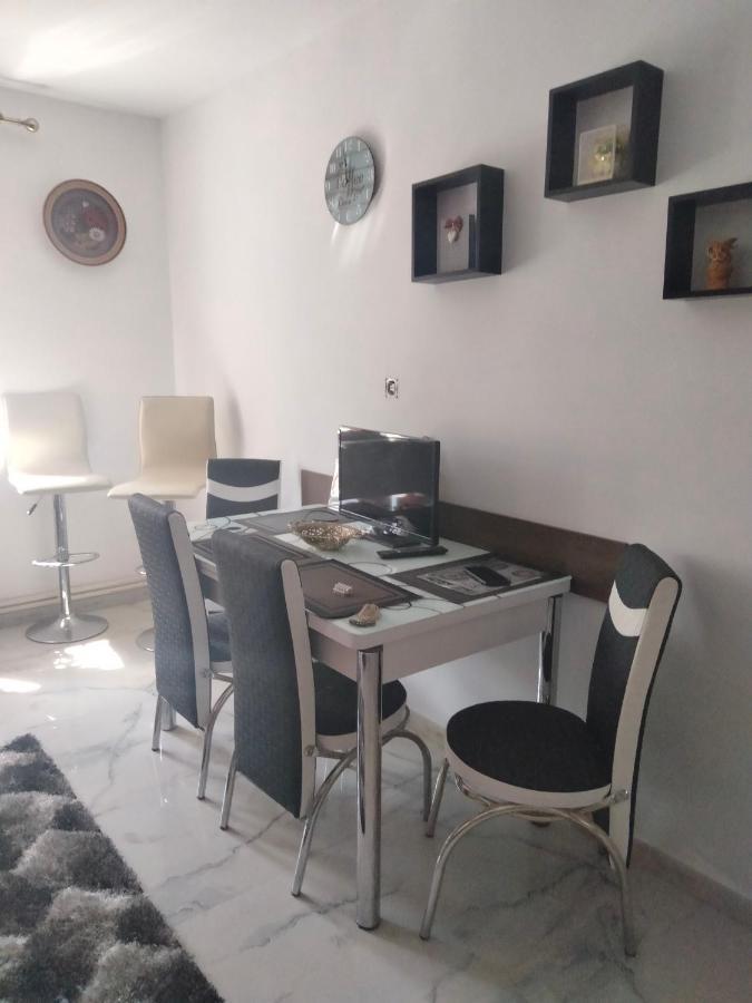 Apartament Geo ネホイウ エクステリア 写真